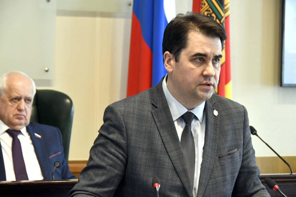 Региональный уполномоченный по защите прав предпринимателей представил в Законодательном Собрании доклад по итогам работы за 2025 год
