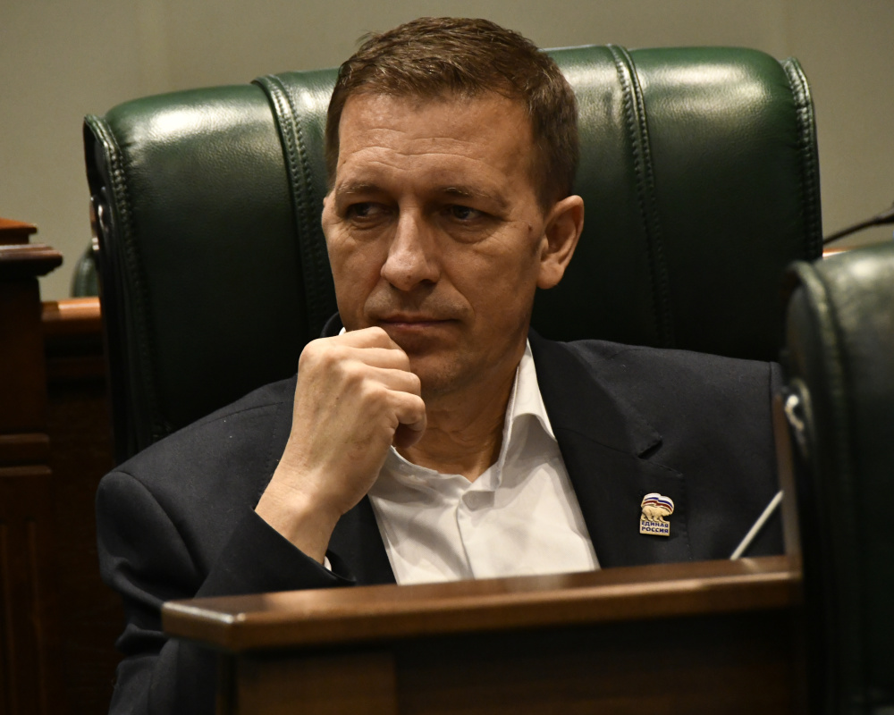 Александр Харченко: «Многолетний опыт работы в системе здравоохранения позволяет видеть существующие проблемы и возможные пути их решения»